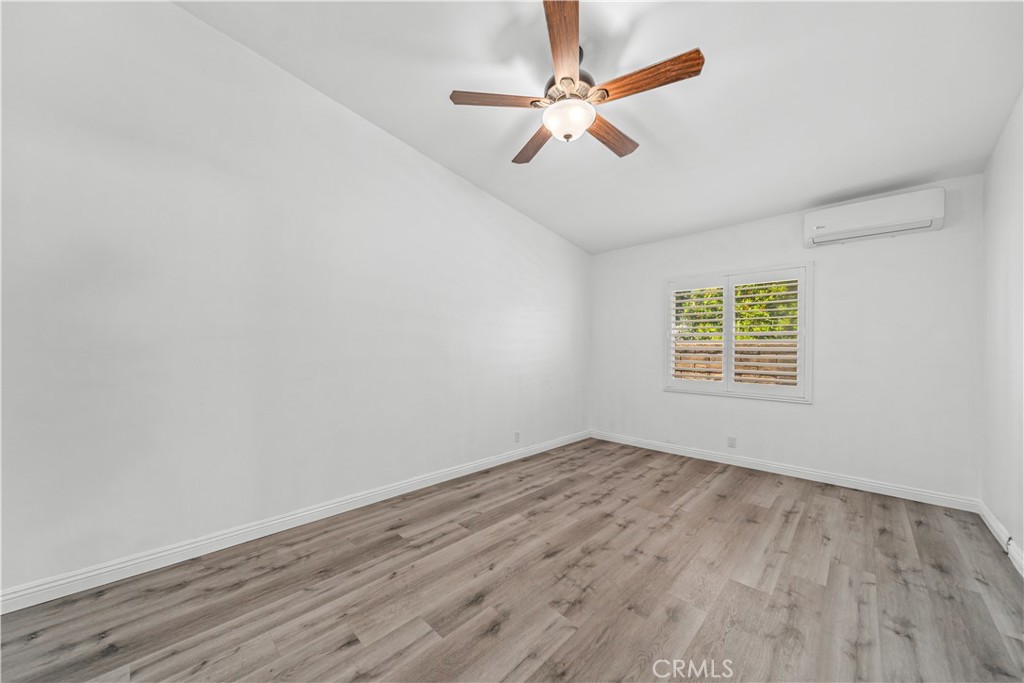 1921 Valemont Avenue