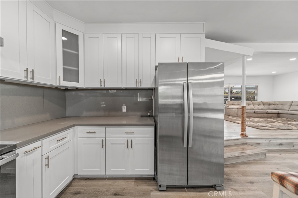 1921 Valemont Avenue