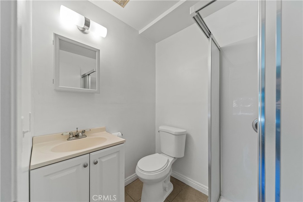 1921 Valemont Avenue