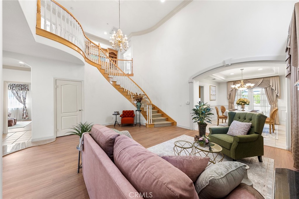159 N San Marino Avenue