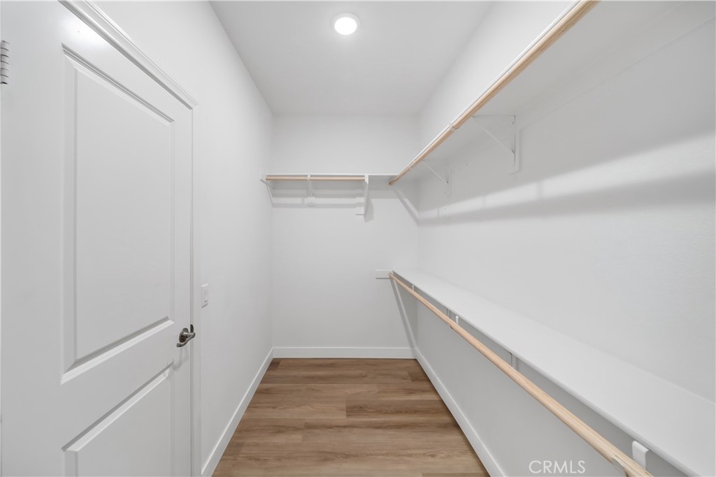 8713 Roving Place