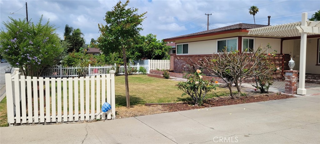 4409 W Sirius Avenue