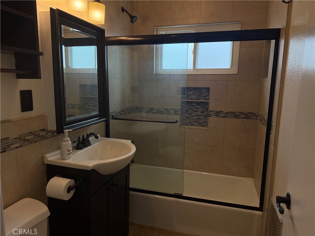 4409 W Sirius Avenue