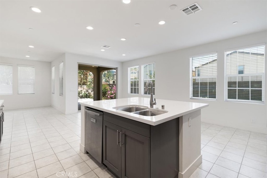 1901 Aliso Canyon Drive