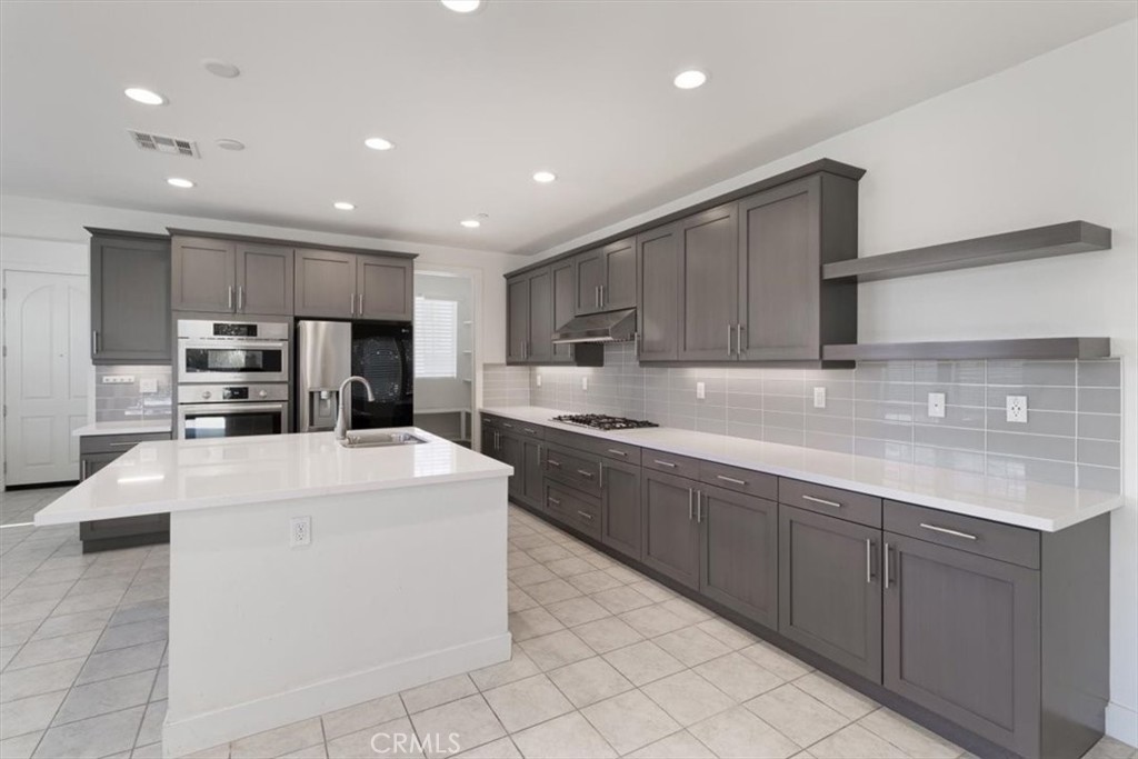 1901 Aliso Canyon Drive