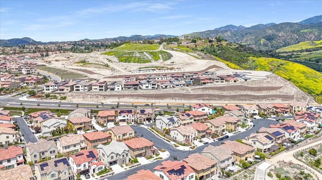 1901 Aliso Canyon Drive