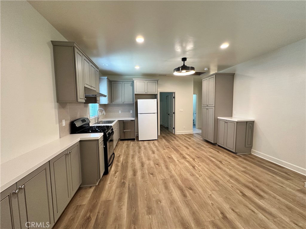 694 W Center Street
