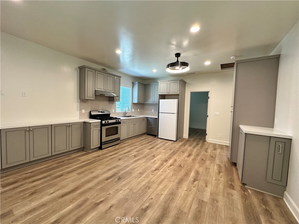 694 W Center Street