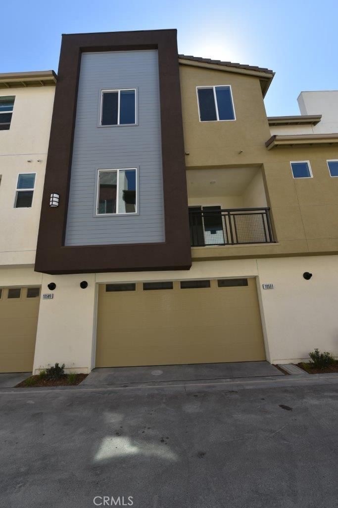 10591 Huxley Drive