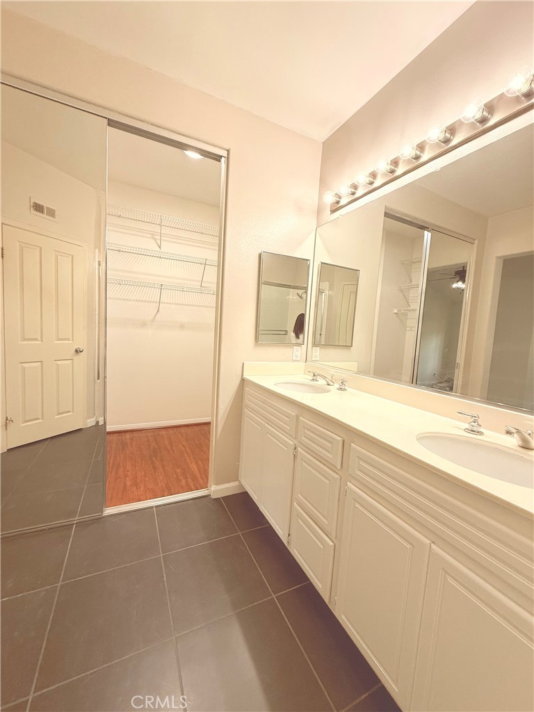 2771 Dunstan Drive