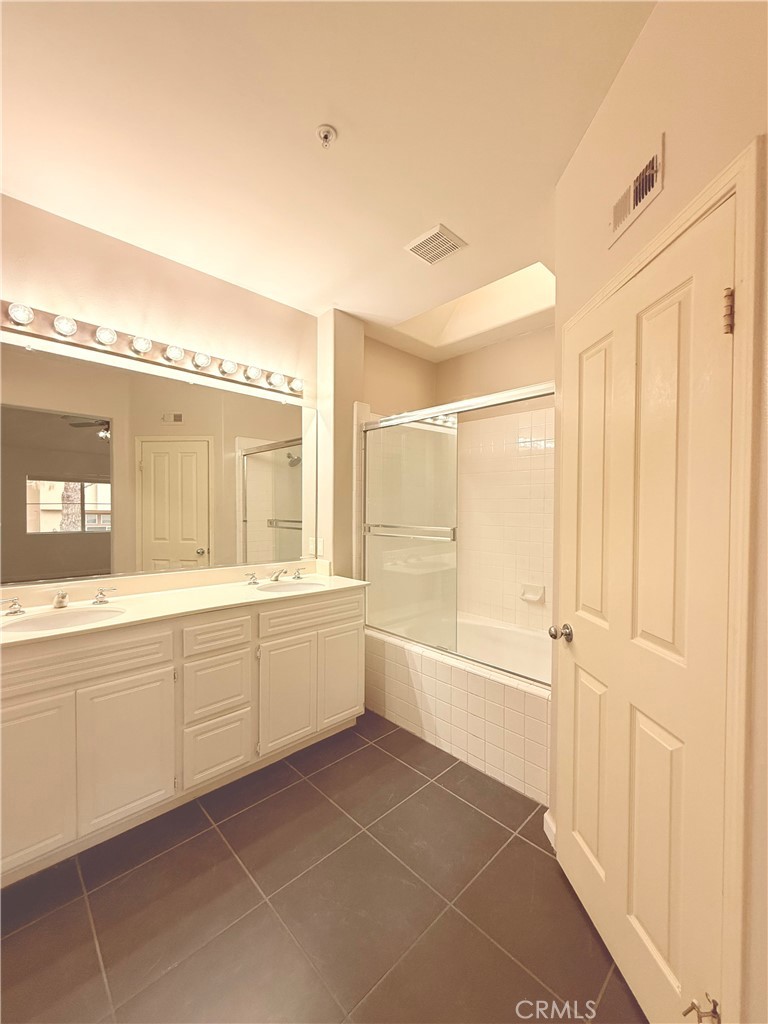 2771 Dunstan Drive