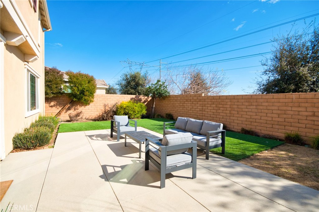 3430 E Foxglove Way