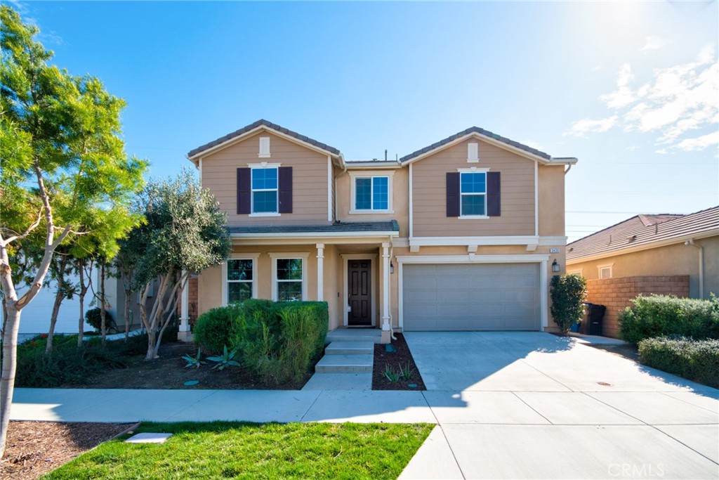 3430 E Foxglove Way