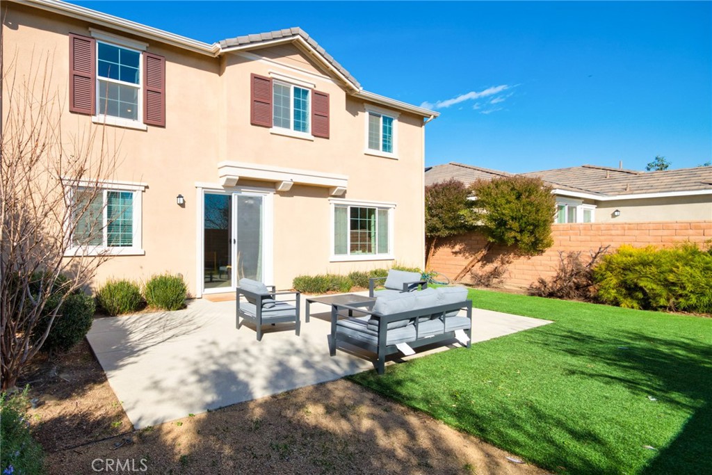 3430 E Foxglove Way