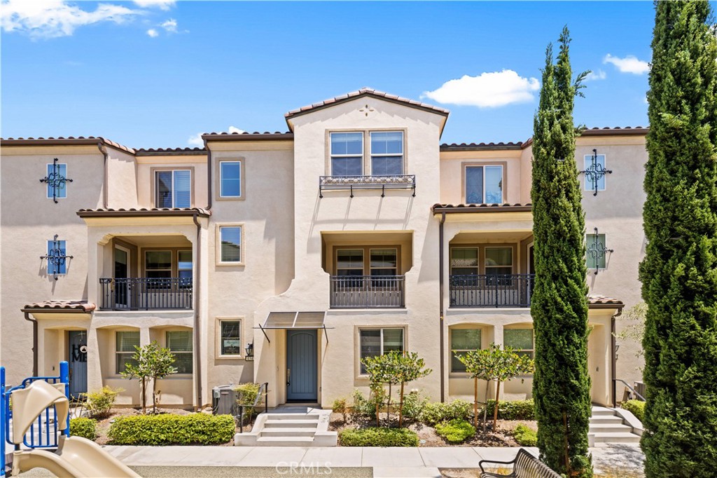 4345 Blazing Star Way