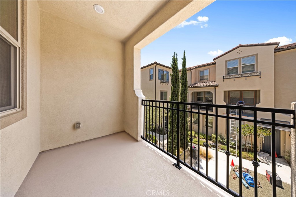 4345 Blazing Star Way