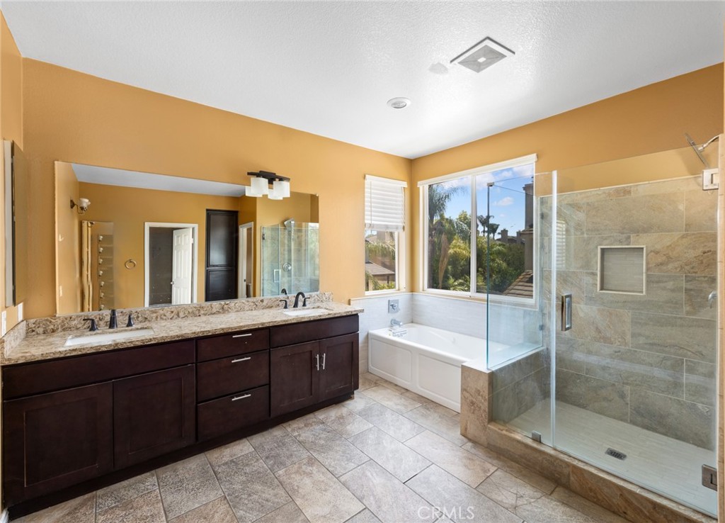 12975 Cambridge Court