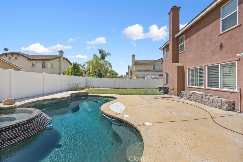 12975 Cambridge Court