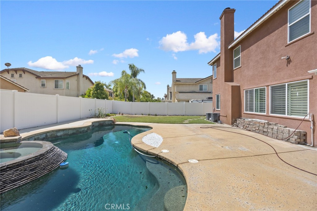 12975 Cambridge Court