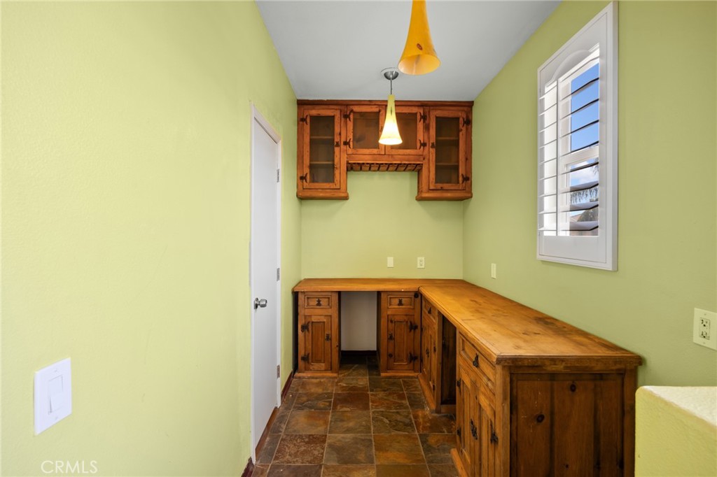 12975 Cambridge Court