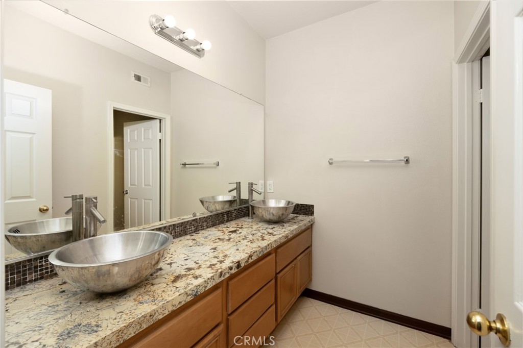 12975 Cambridge Court