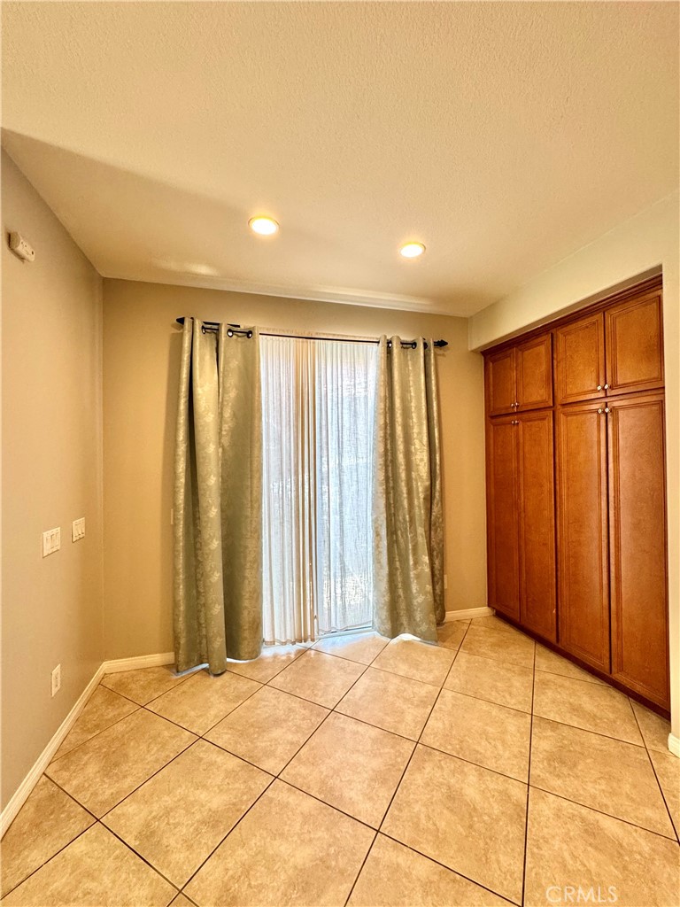 17068 Camino Galvez
