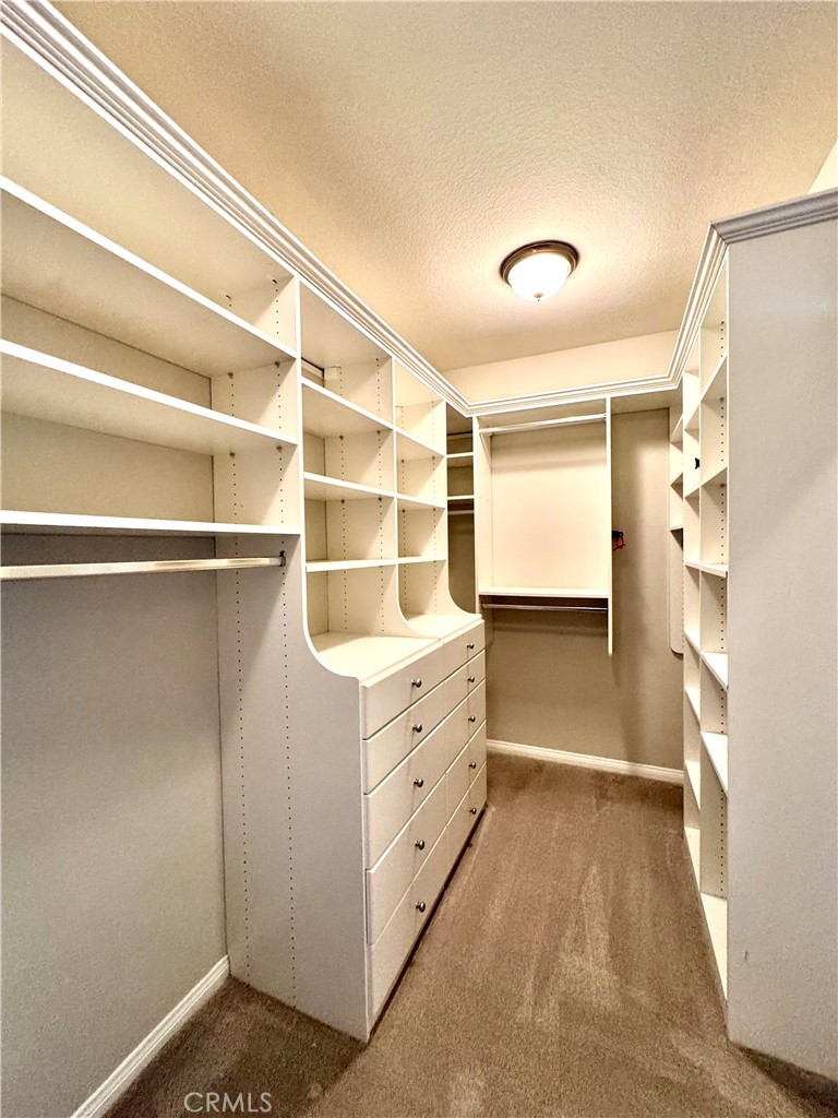 17068 Camino Galvez