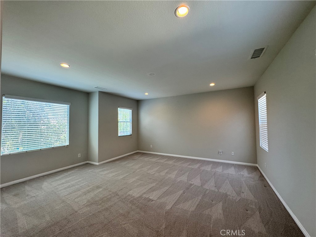 17068 Camino Galvez
