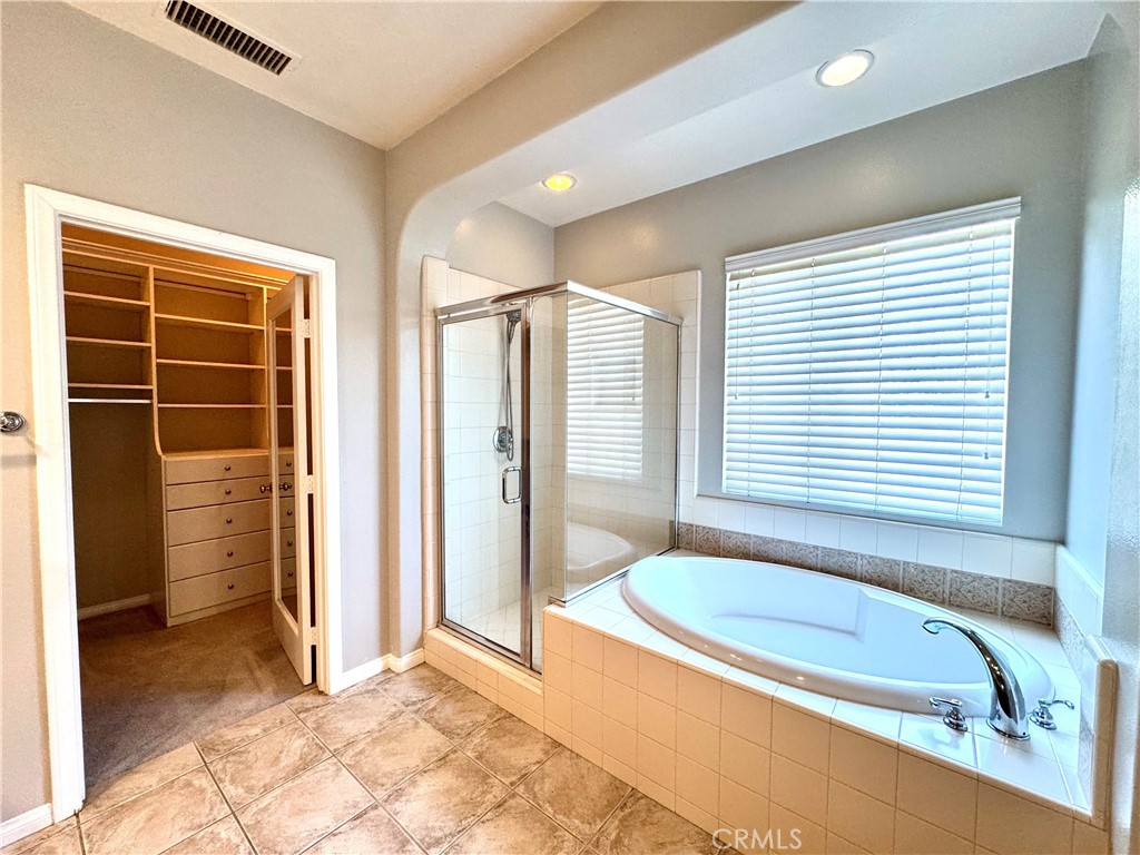 17068 Camino Galvez