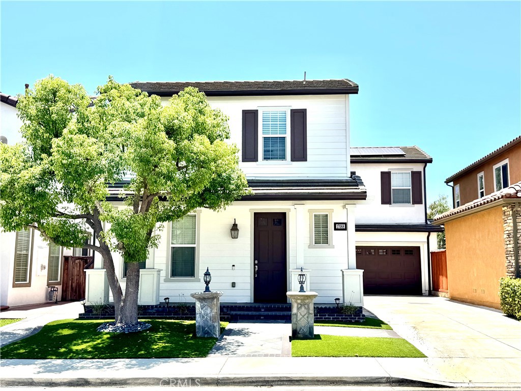 17068 Camino Galvez