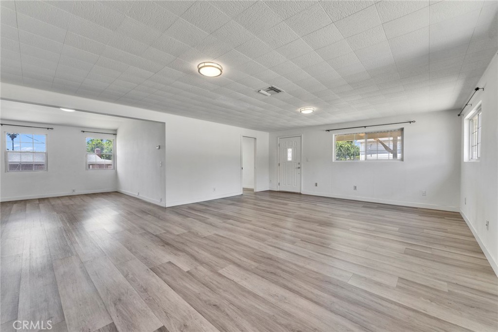 6910 Carnelian Street