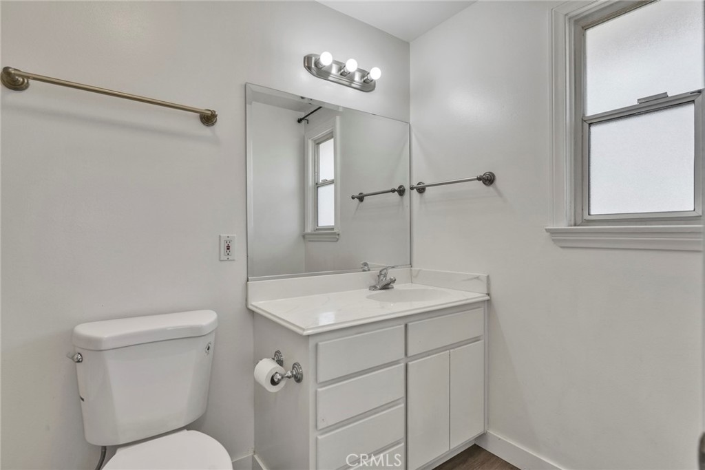 6910 Carnelian Street