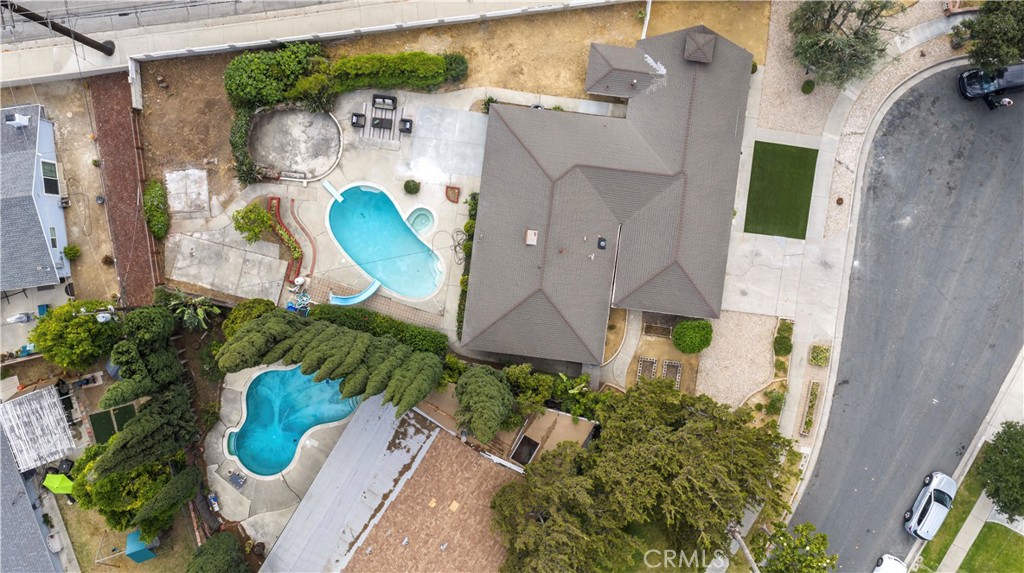 11411 Falconhill Drive