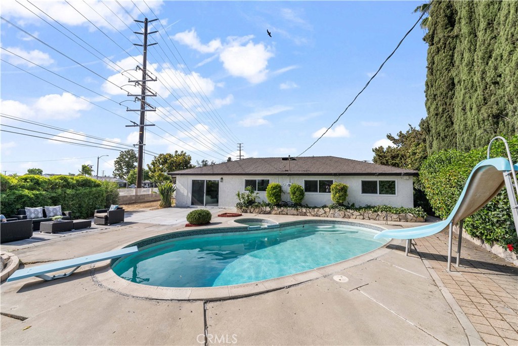 11411 Falconhill Drive