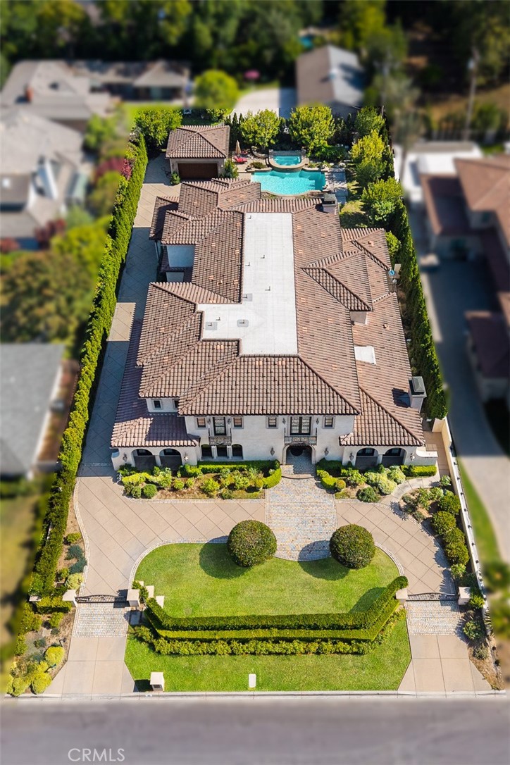 312 W Palm Drive