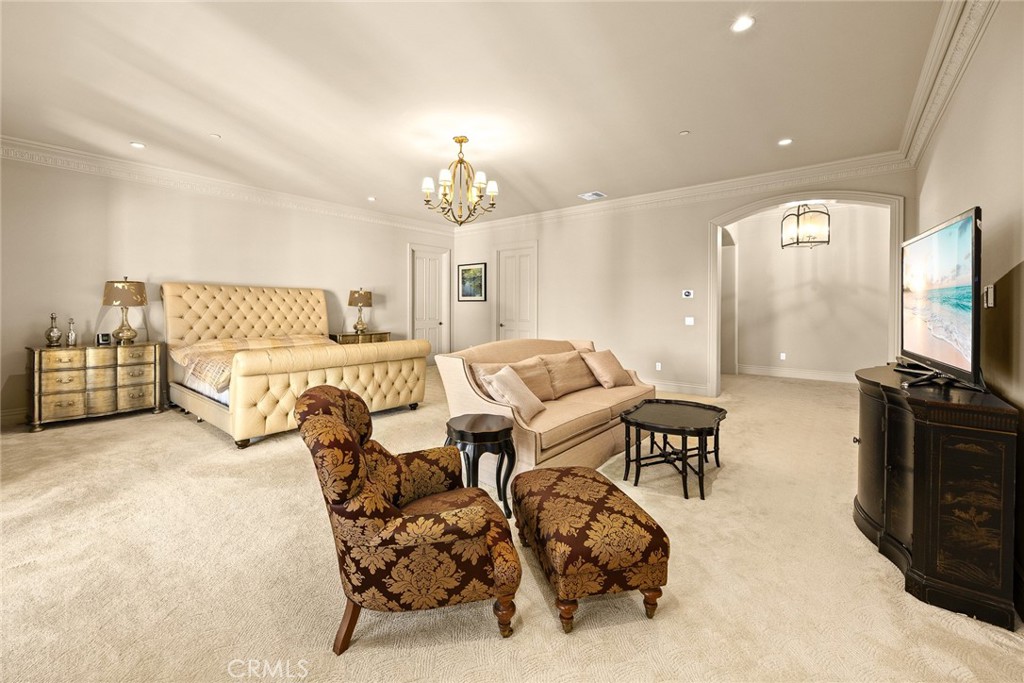 312 W Palm Drive