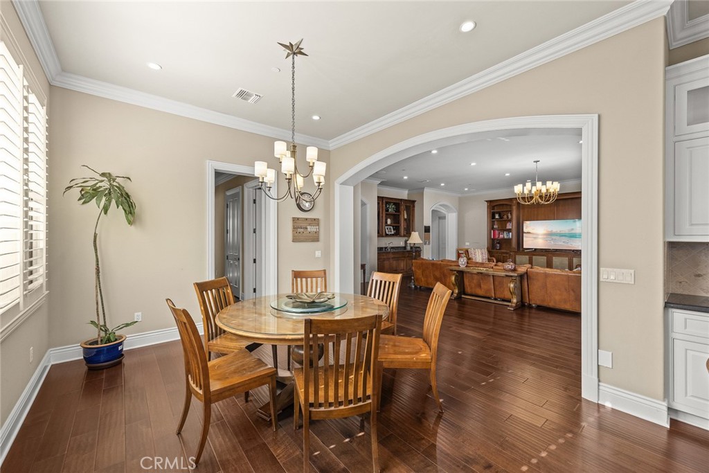 312 W Palm Drive