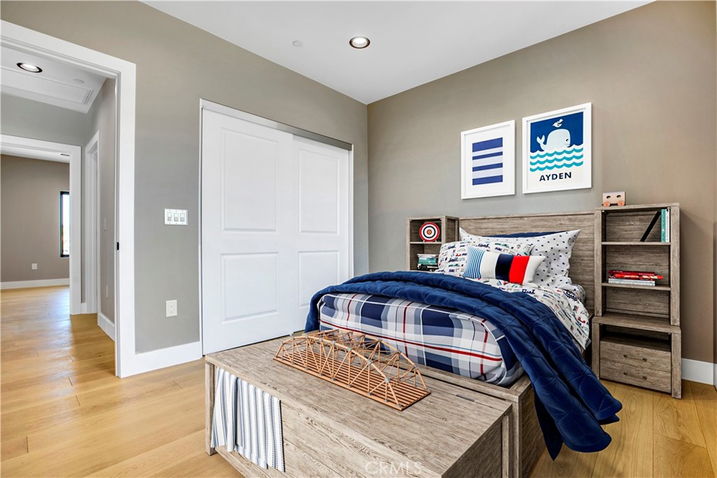 2380 Scenic Ridge Dr