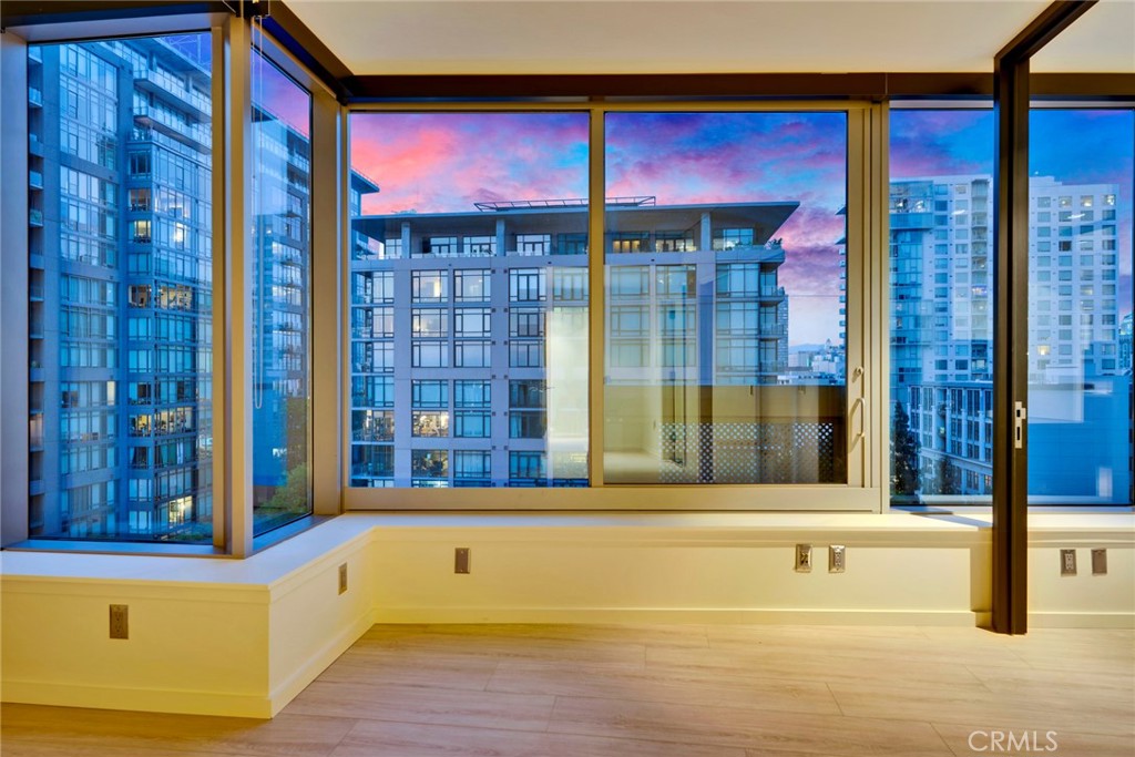 1155 S Grand Avenue 1017