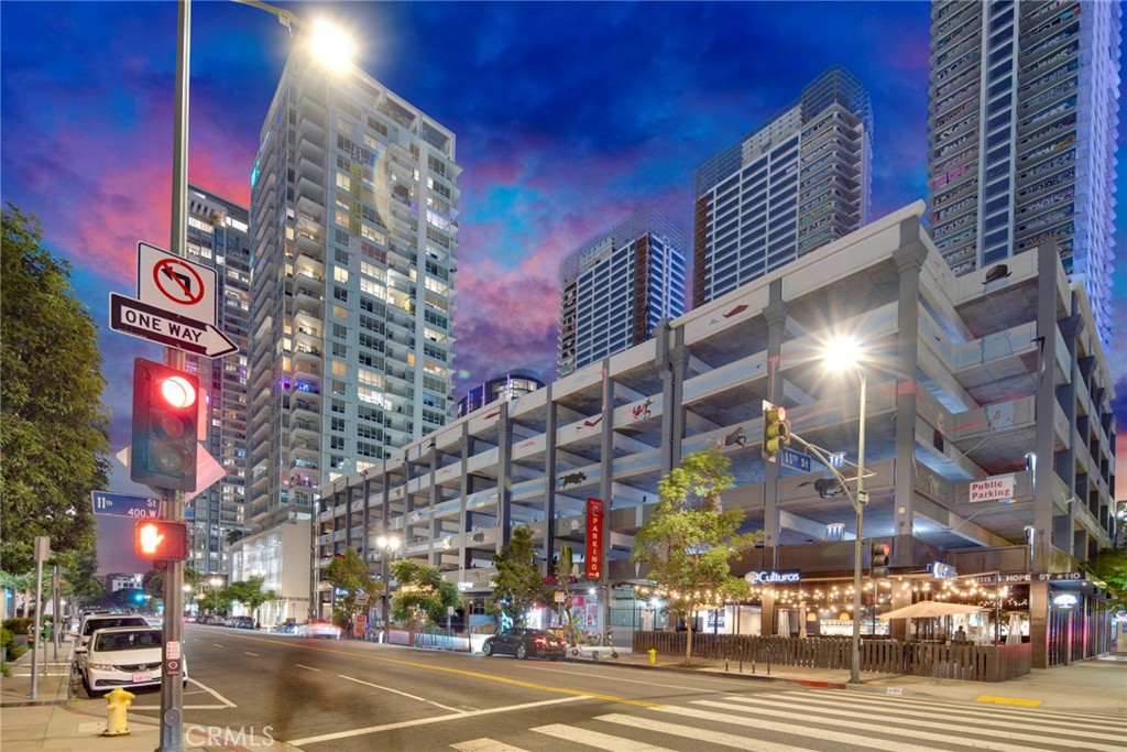 1155 S Grand Avenue 1017