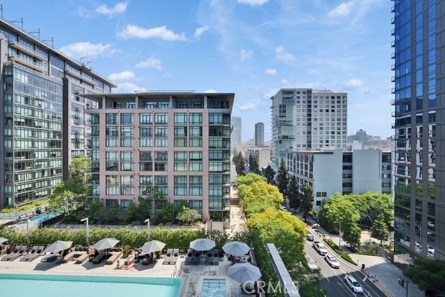 1155 S Grand Avenue 1017