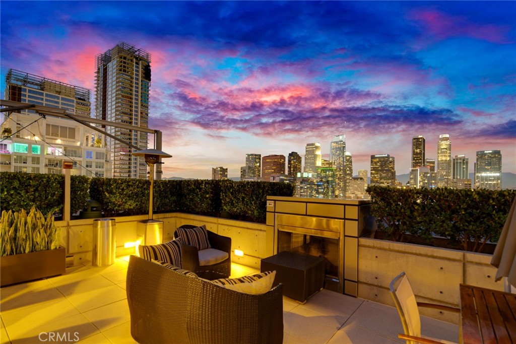 1155 S Grand Avenue 1017