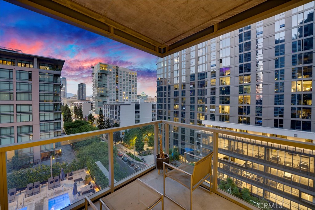 1155 S Grand Avenue 1017