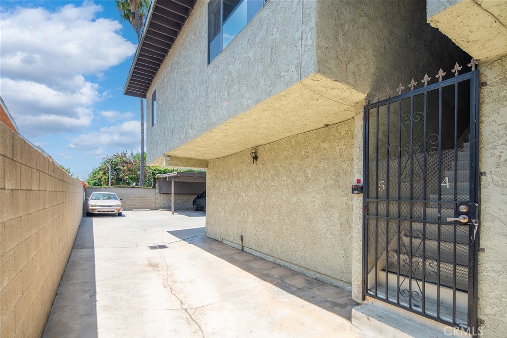 1524 Acacia 5