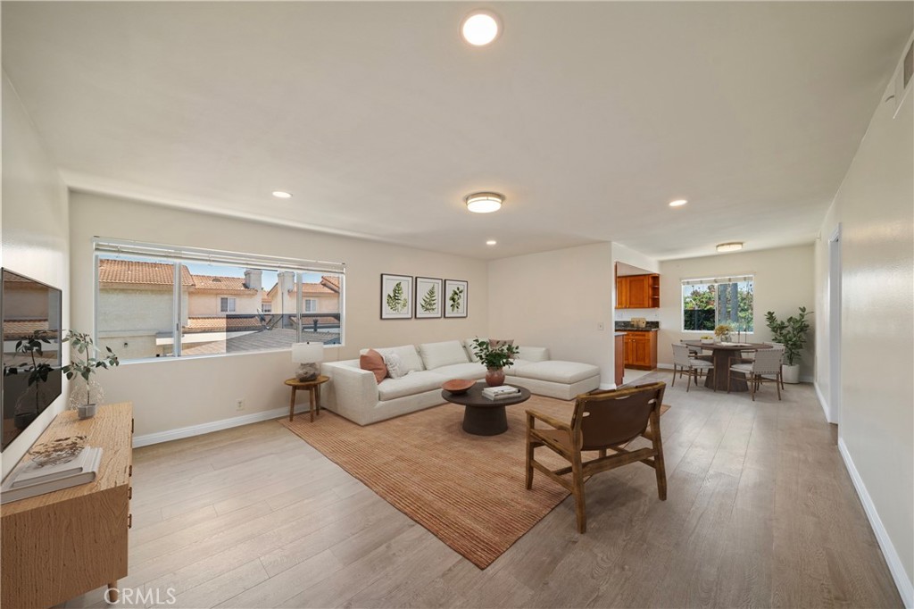 1524 Acacia 5