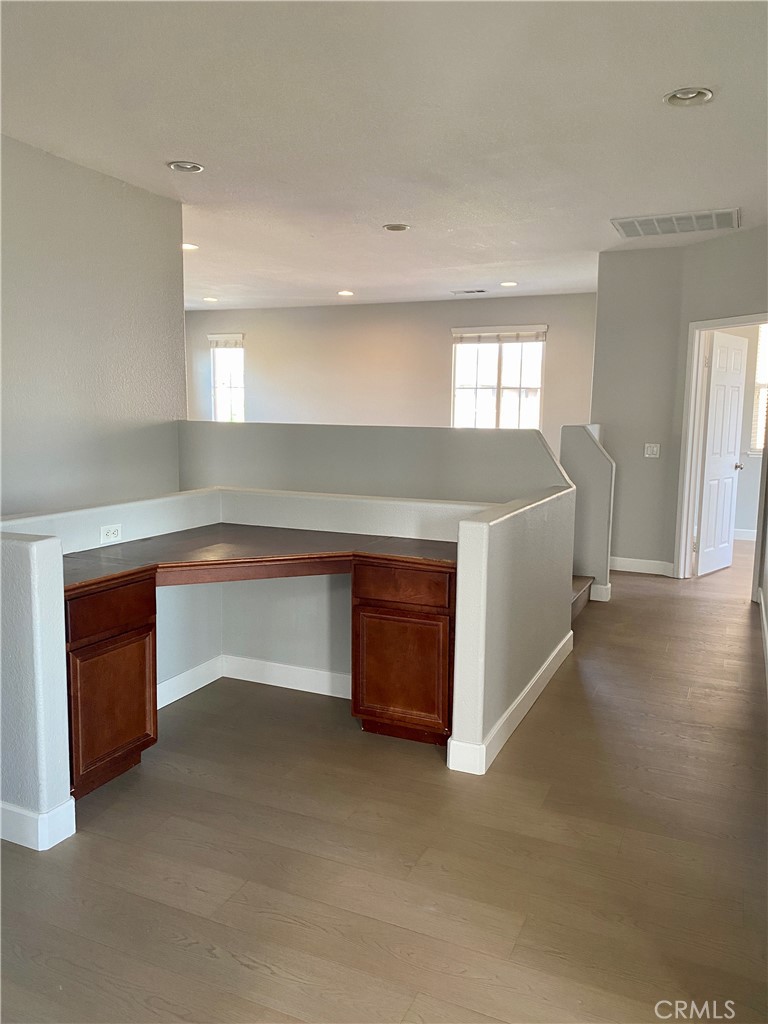 41026 Crimson Pillar Lane