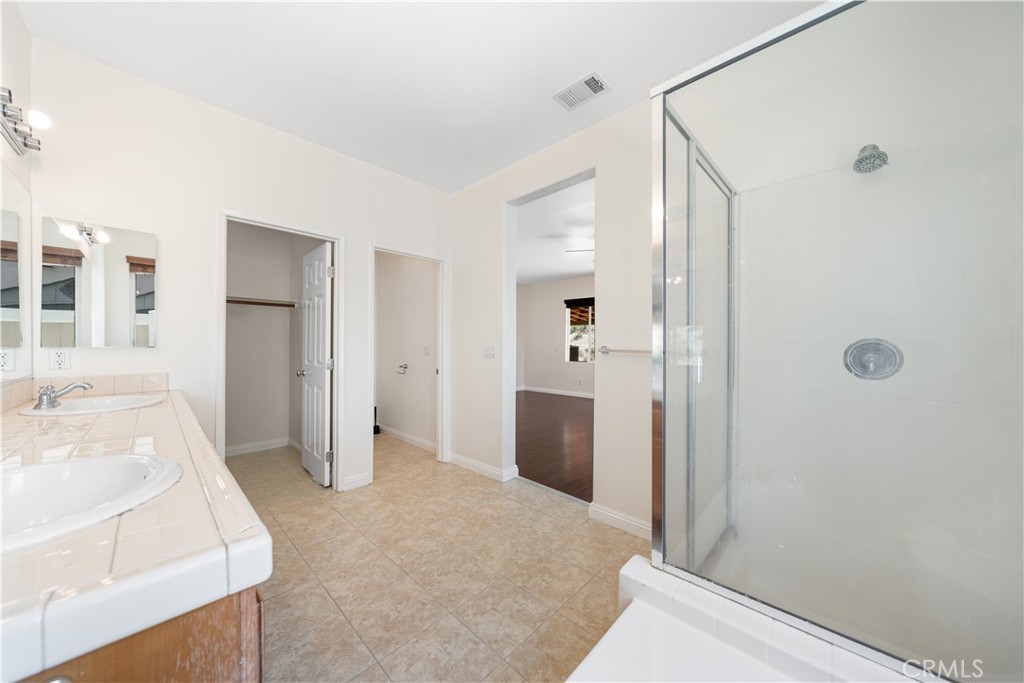 28677 Sunridge Court
