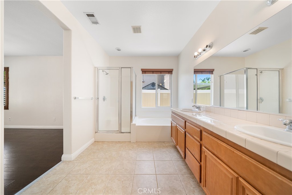 28677 Sunridge Court