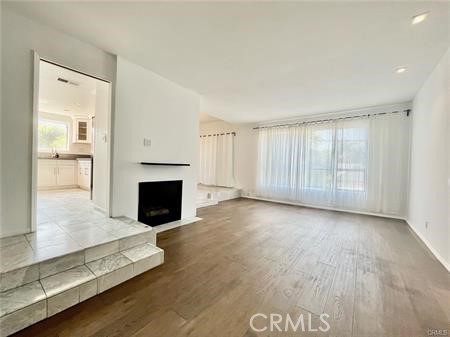 221 S Gale Drive 206