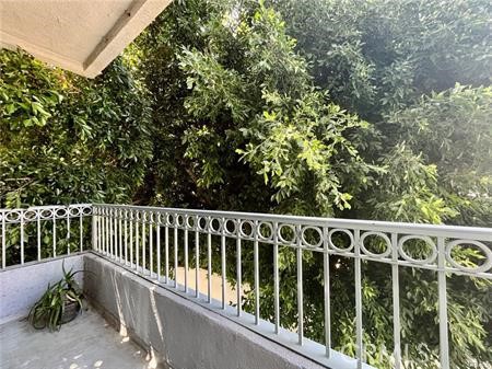 221 S Gale Drive 206